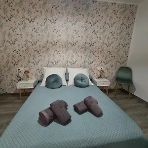 Colon Apartment